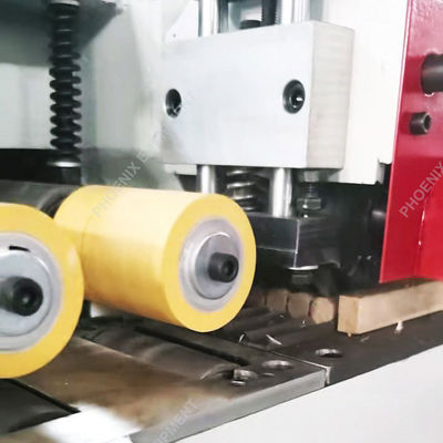 Eenvoudig te bedienen ronde balkvormende machine voor het snijden van bezemstokken en houtverwerking
