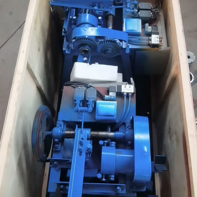 Houten strookdraadmachine met op maat gemaakte mini-houten bezemstrook schroeifunctie