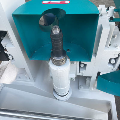 Dubbele baan met vijf zaagbladen Spanningsmachine voor houtbewerking Werktafel Grootte 700*550mm