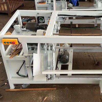 Multifunktioneel houtverwerkingsapparaat met een verwerkingsdiameter van 20-28 mm of 22-30 mm