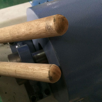 Aanpasbare 1200-1350mm Ronde houtstaaf eind draadvormende handgreep snijmachine