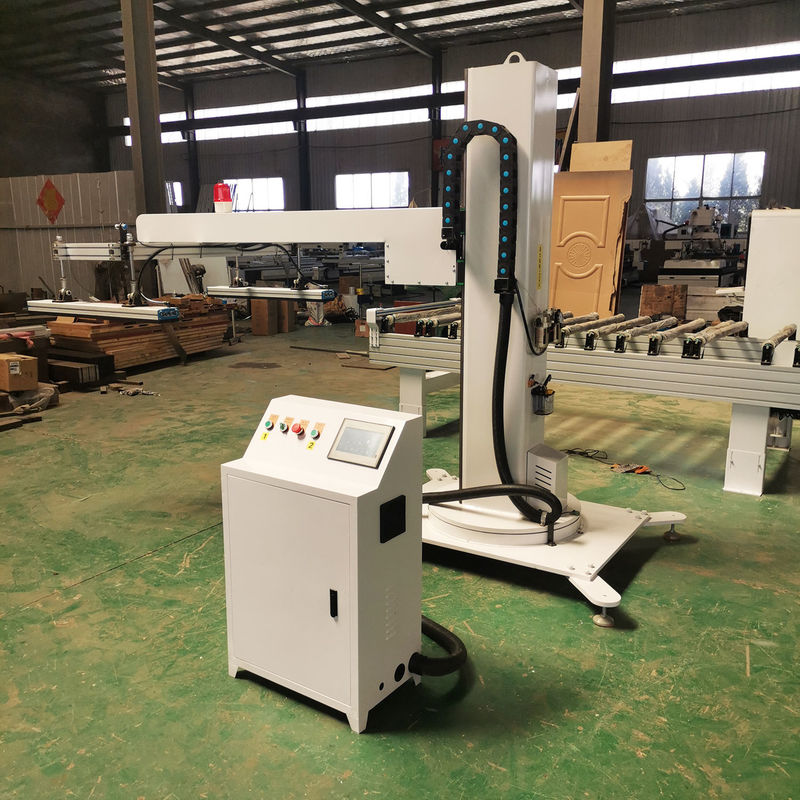 Mechanische arm De sleutel tot succesvolle materiaalbehandeling bij de verwerking van houten deurplaten