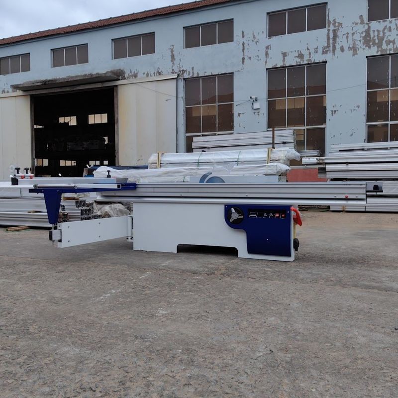 5.5 kW hoofdmotorkracht schuiftafelzaag voor max.
