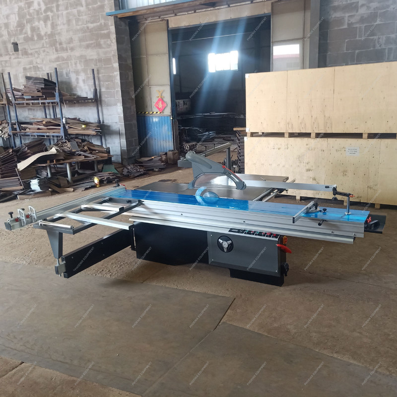 MJ3200 Volledig automatische houtbewerkende schuiftafel zag 45 graden schuin snijplank