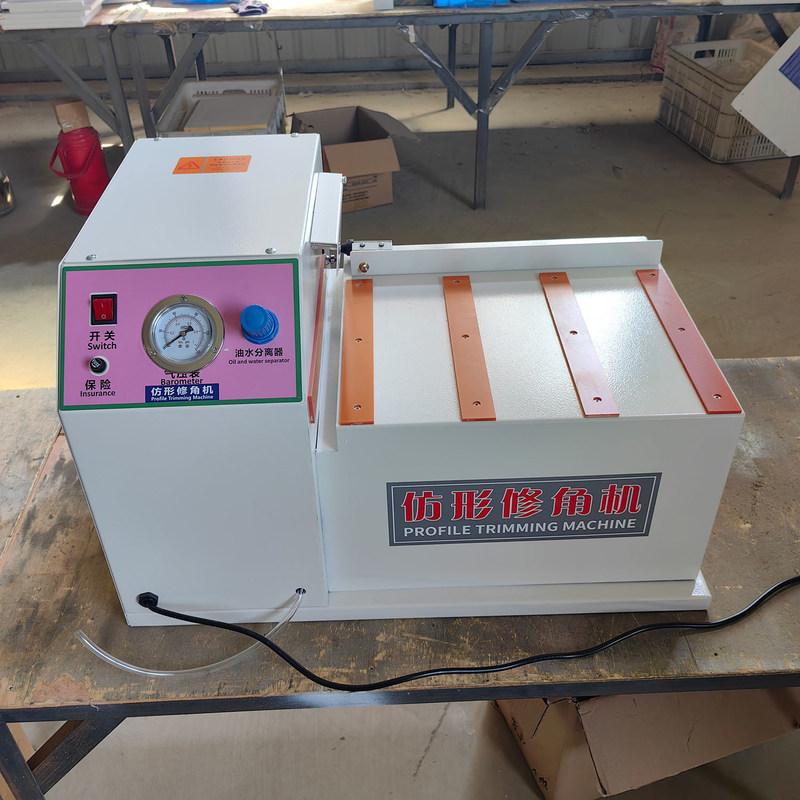 800W PF30 Houtbewerking Draagbare profiel trimmachine Hoog snelheidsrand afdichting en kamfering