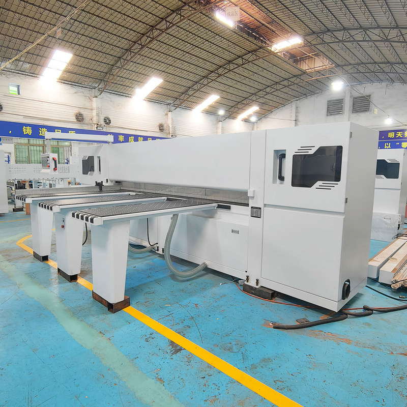 MJ6228B Hoge snelheid Automatische Computer Grote CNC Beam Cutter Keten Circulaire Zaag Hout Prijs