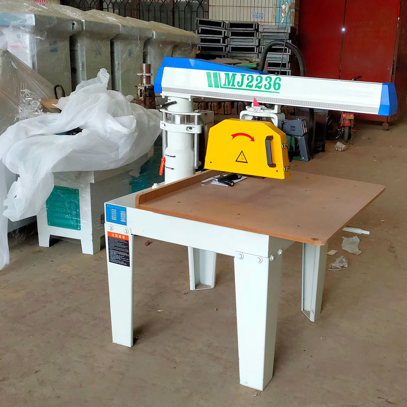 Universele trekzaag voor houtbewerking Max. werkbreedte 640 mm Zaag snijgrootte 640*110 mm