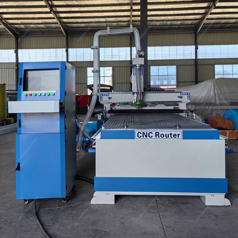 4 Assen MDF Hout snijden CNC Router 1325 met 2500mm Travel Y Axis en CNC Control