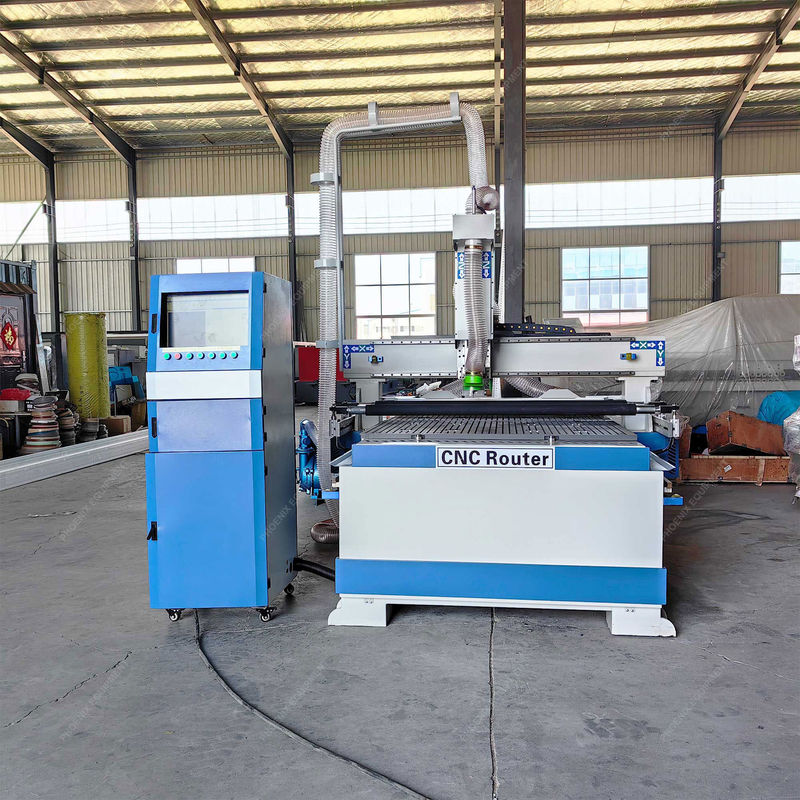Veelzijdige 3-assige CNC-graverings- en freesmachine met Taiwan Hiwin Square Guide Rail