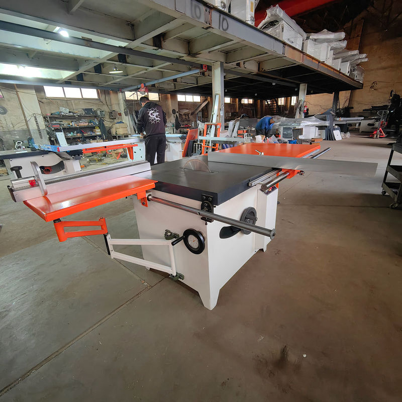Schuiftafel Schommelhoek Circulaire Zaag voor 45 graden Neiging 850*2800*1500mm
