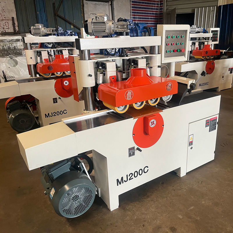Volledig automatische transportband voor korte materialen, met meerdere meszaag voor machines voor houtbewerking