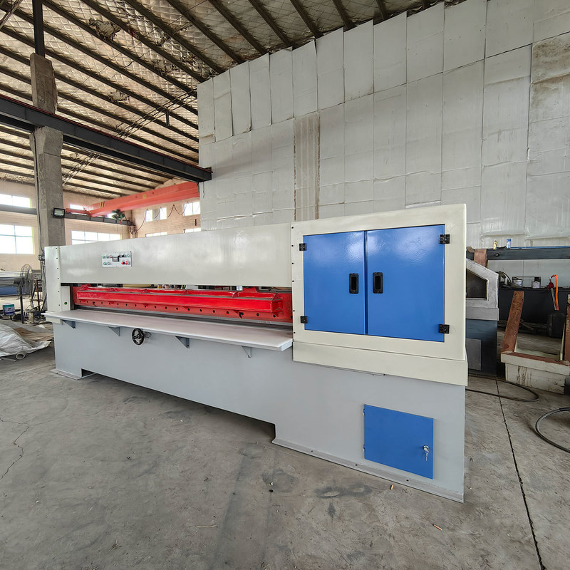 MJB318 Automatische fineer snijmachine Max. Snijlengte 3180mm voor MDF-productie
