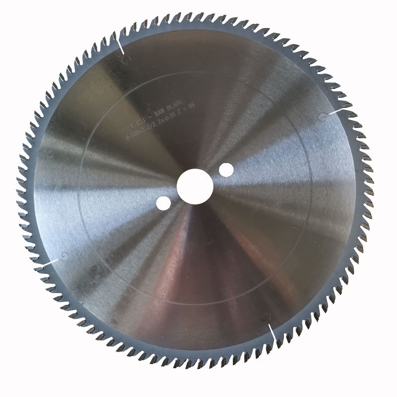 Tct Carbide materiaal legering Houtbewerking Circulaire zaagblad voor het snijden van massief hout