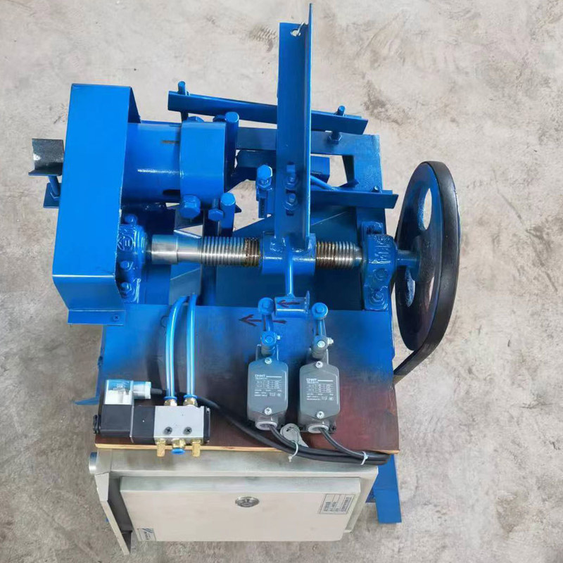 15 mm schroef-pits staafdraadmachine voor automatische productie van kleine bezemsticks
